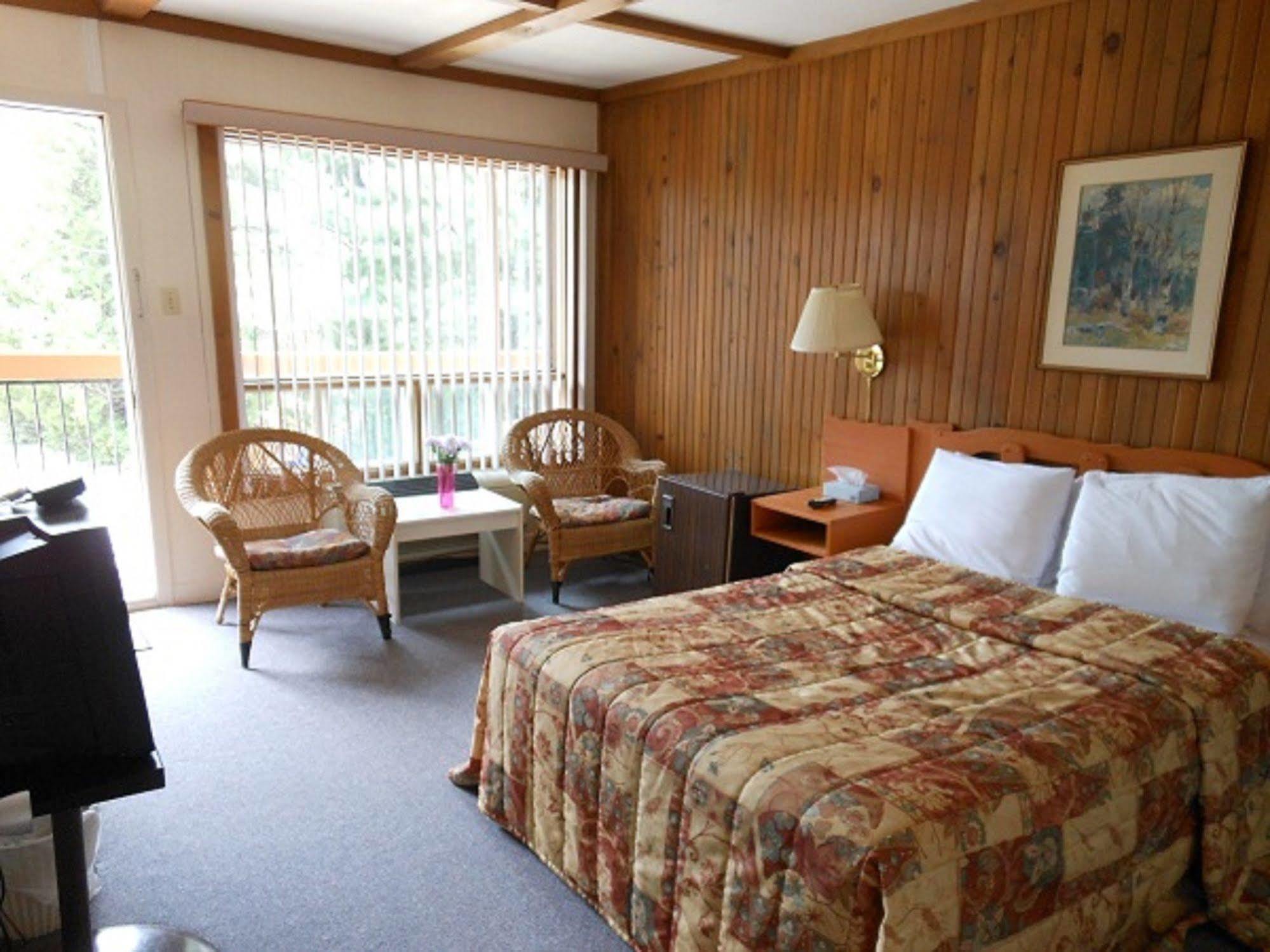 Jardins De L'Achillee Millefeuille Bed & Breakfast La Conception Екстериор снимка