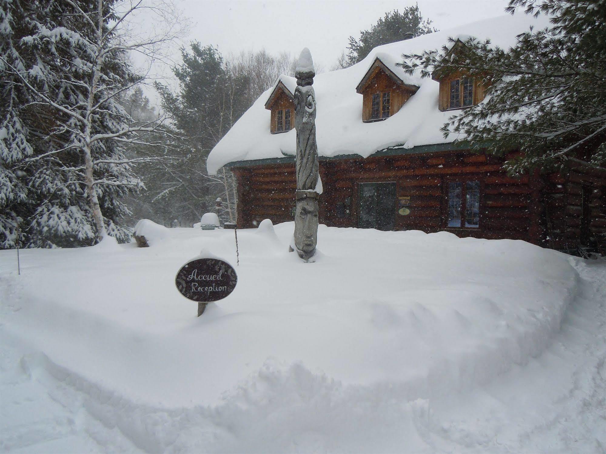 Jardins De L'Achillee Millefeuille Bed & Breakfast La Conception Екстериор снимка