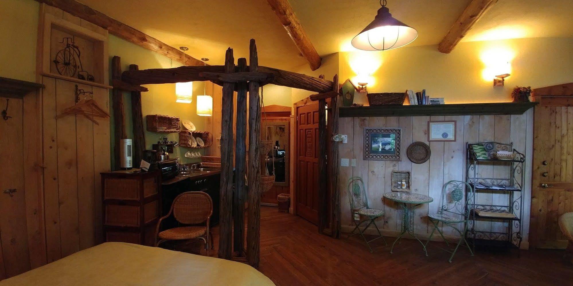 Jardins De L'Achillee Millefeuille Bed & Breakfast La Conception Екстериор снимка