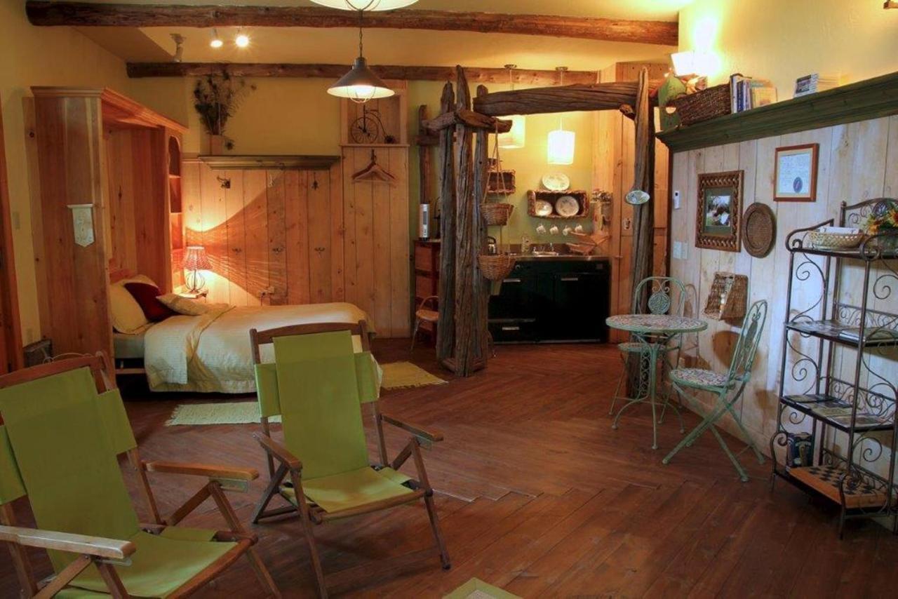 Jardins De L'Achillee Millefeuille Bed & Breakfast La Conception Стая снимка